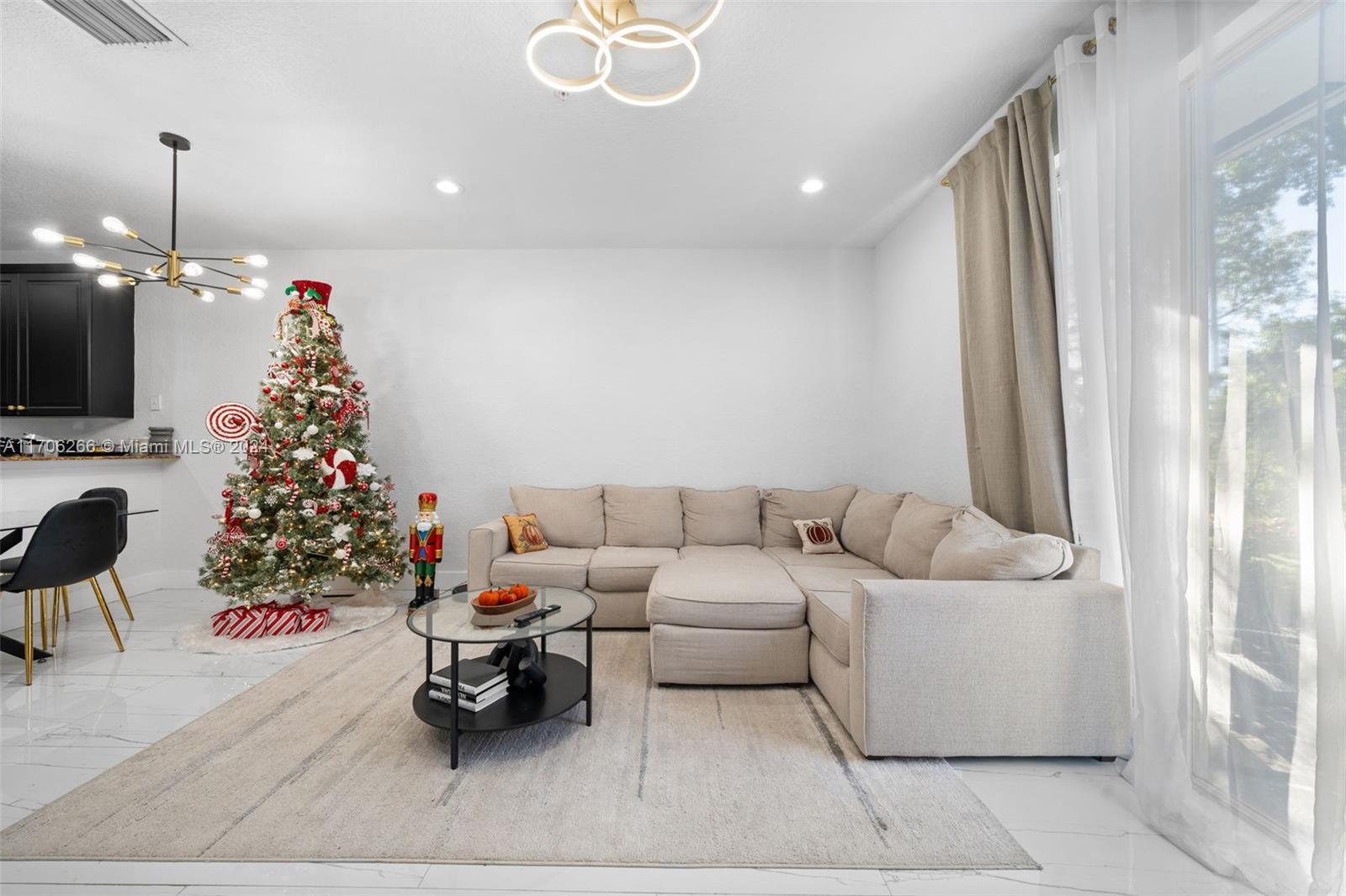 3606 NW 13th St