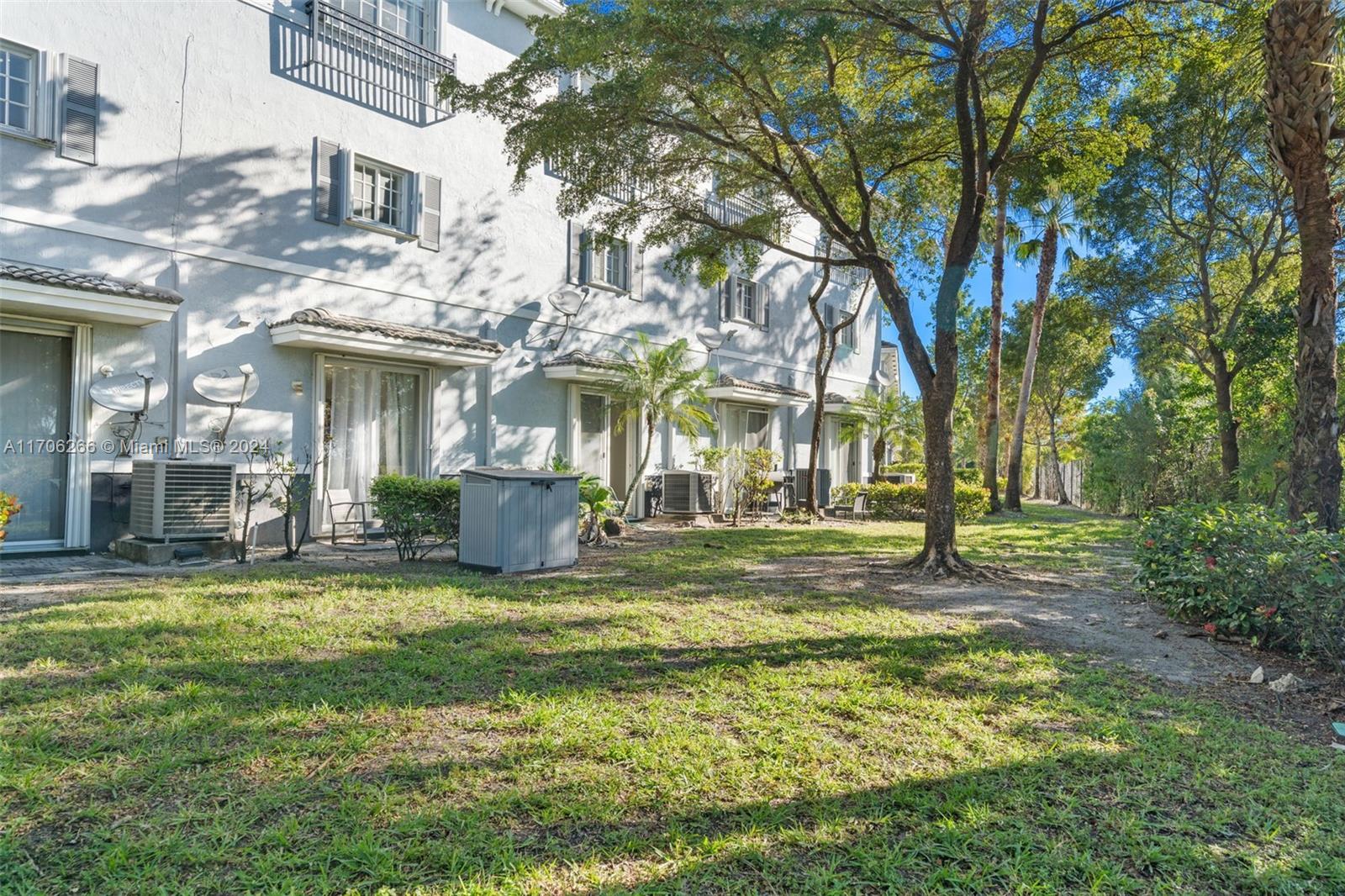 3606 NW 13th St