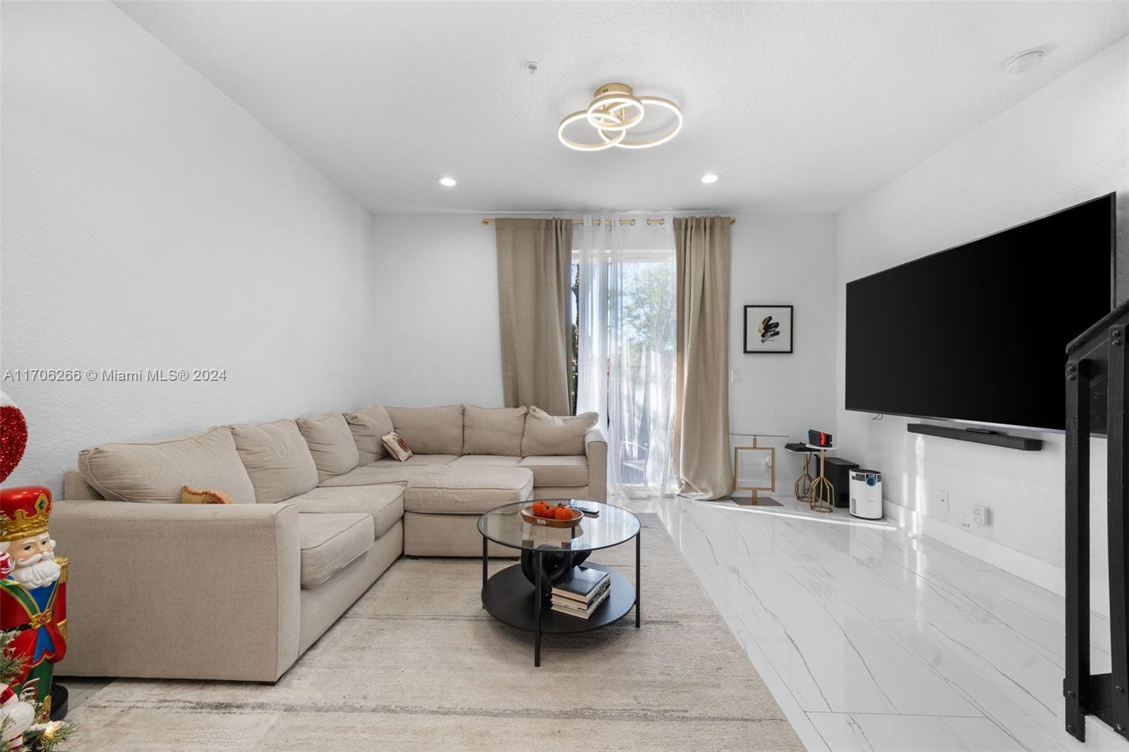 3606 NW 13th St