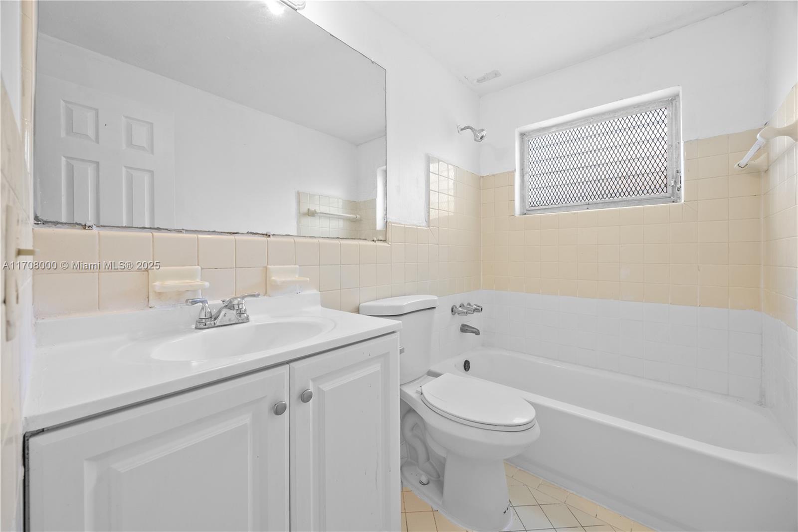 2072 NE 169th St # 2