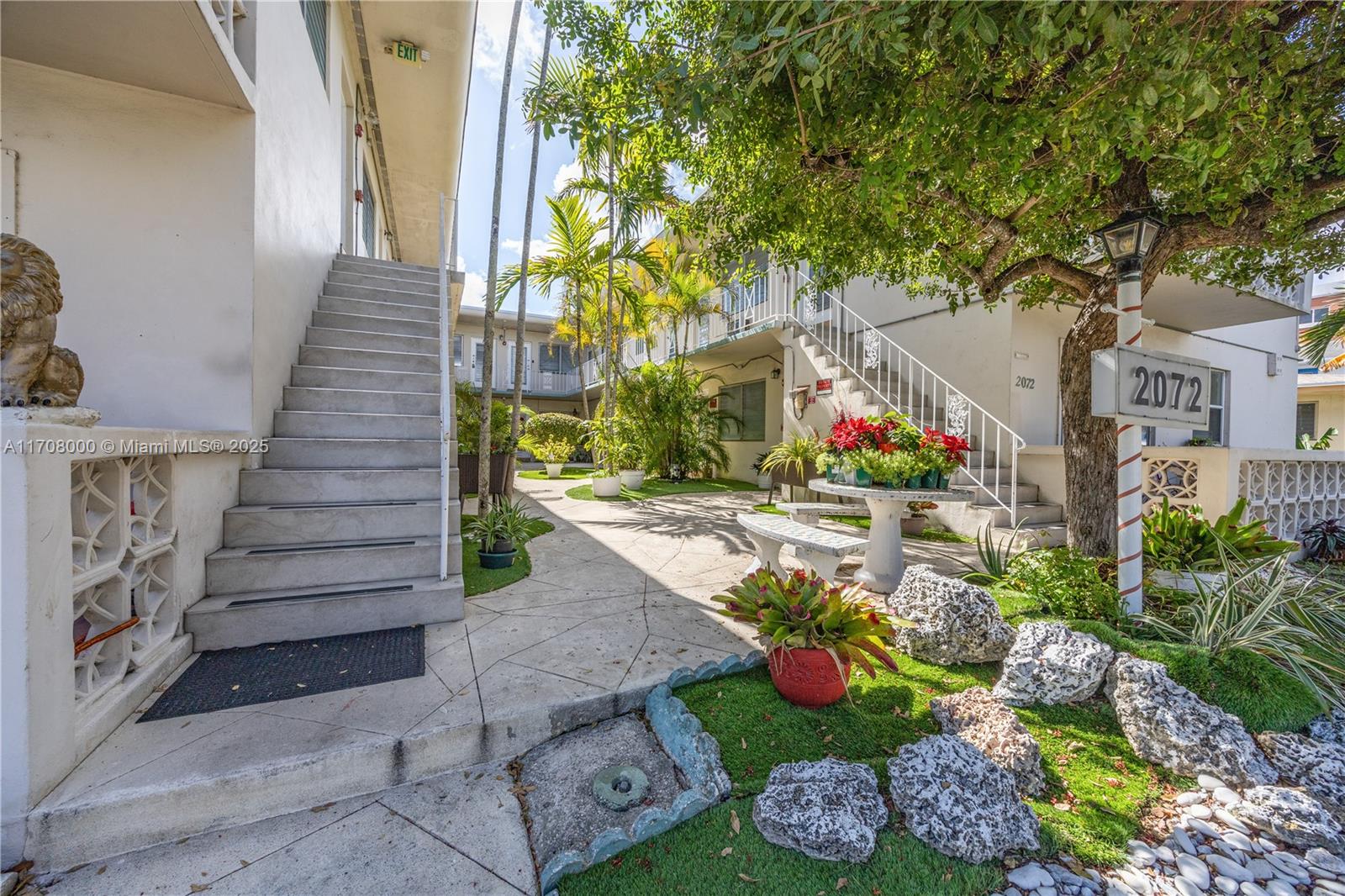 2072 NE 169th St # 2