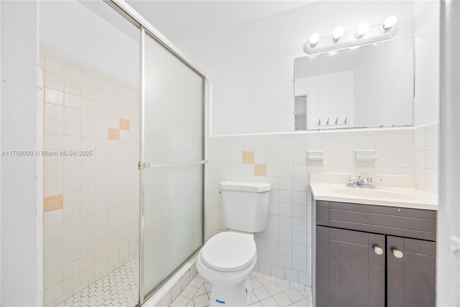 2072 NE 169th St # 2