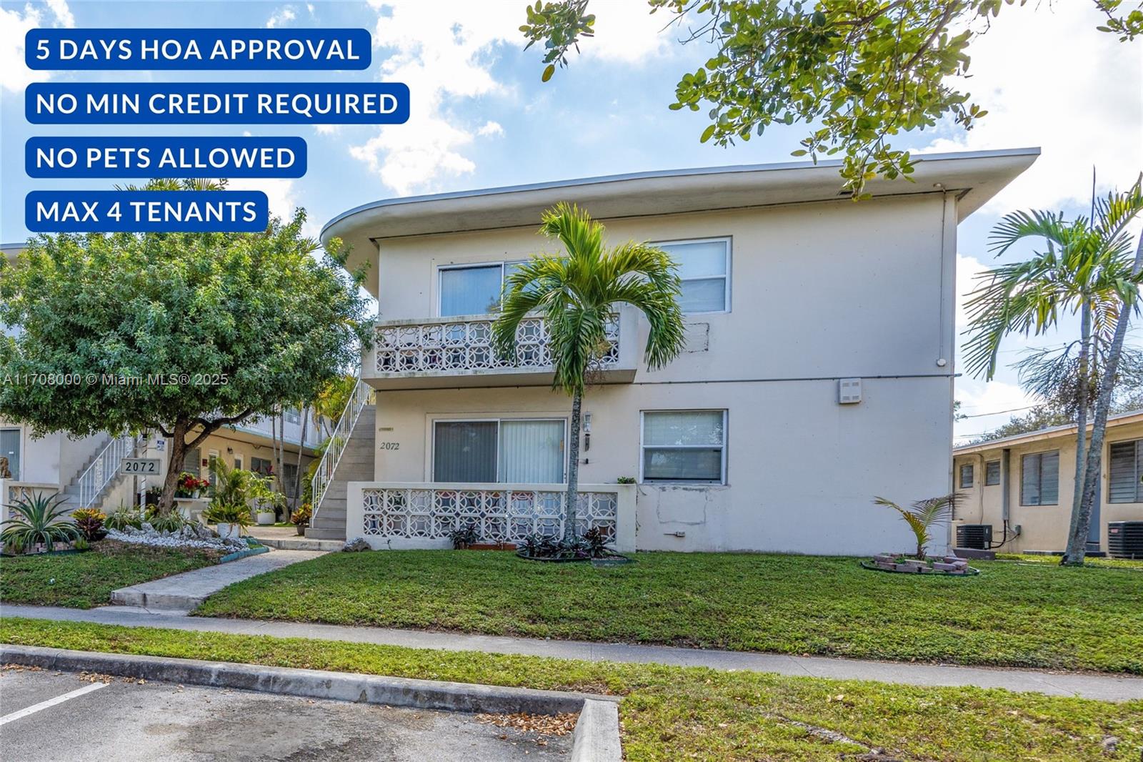 2072 NE 169th St # 2