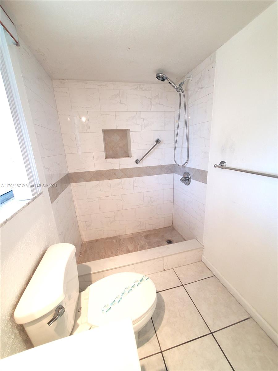 8110 Sunrise Lakes Blvd Unit: 205