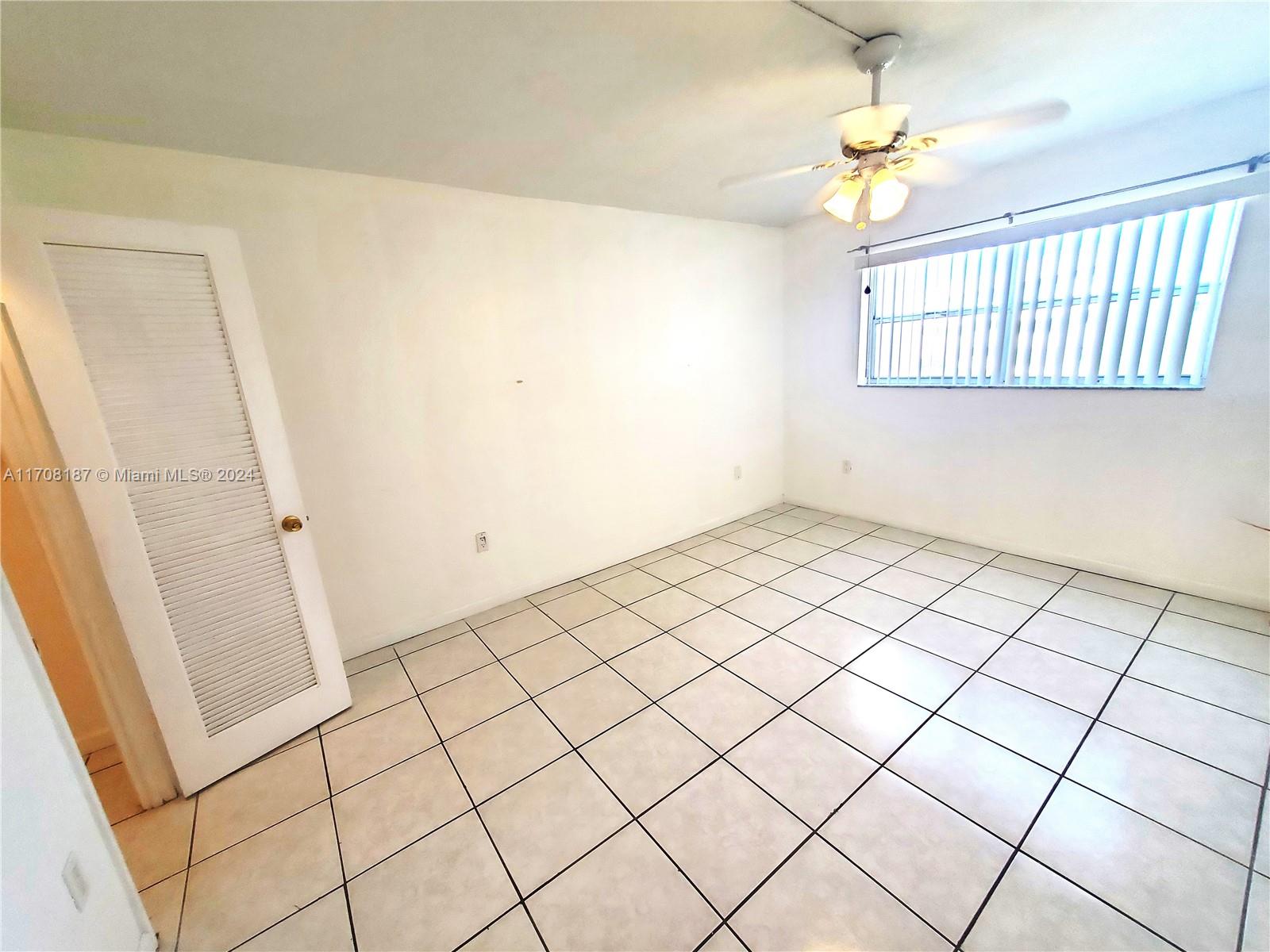 8110 Sunrise Lakes Blvd Unit: 205