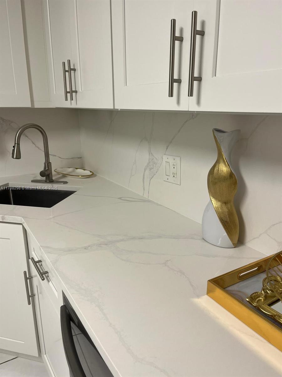 4300 NW 30th St # 141