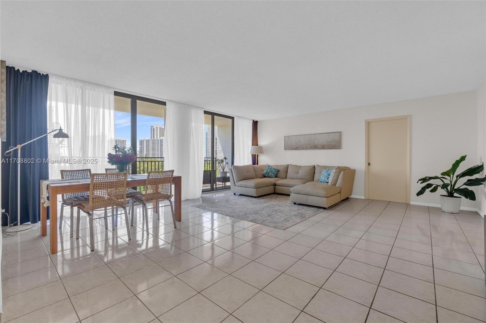 17720 N Bay Road # 802