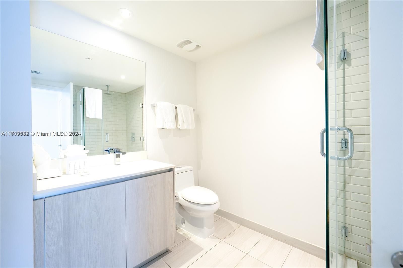 4010 S Ocean Dr # R3305