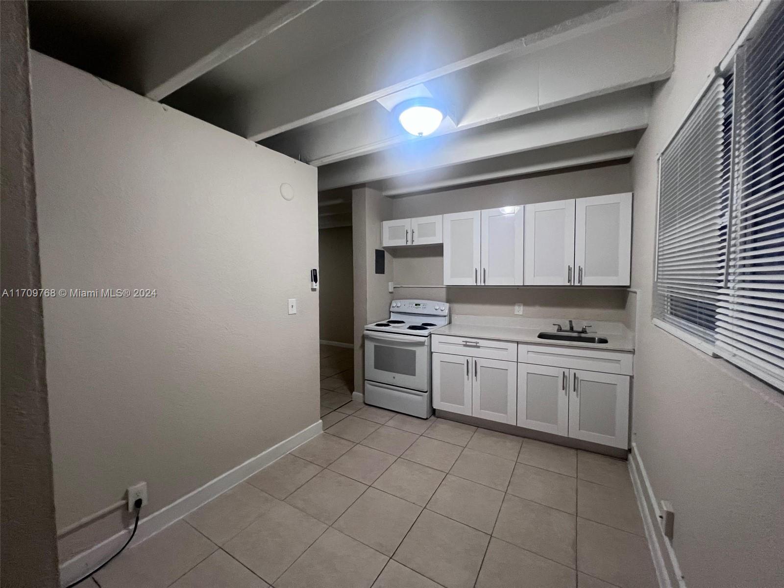 930 NW 9th Ave # 67
