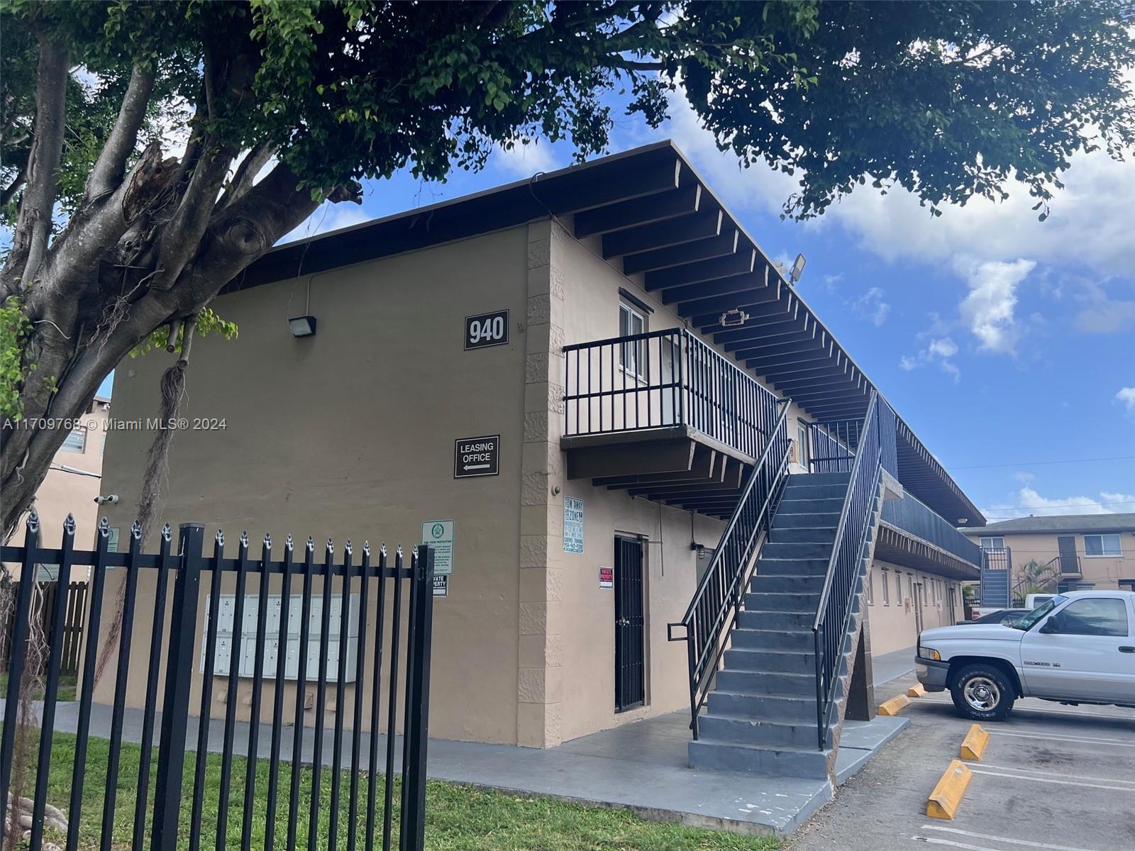 930 NW 9th Ave # 67