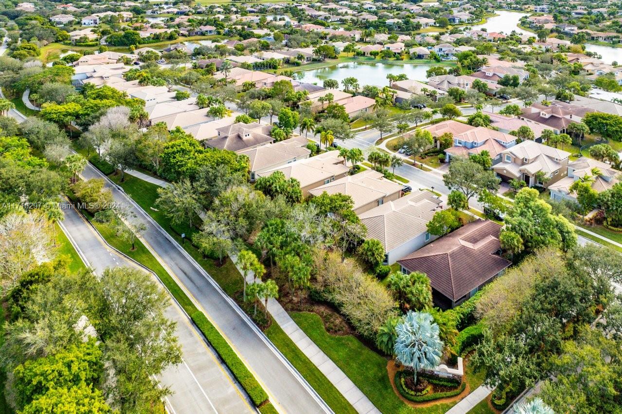 12451 NW 78th Mnr