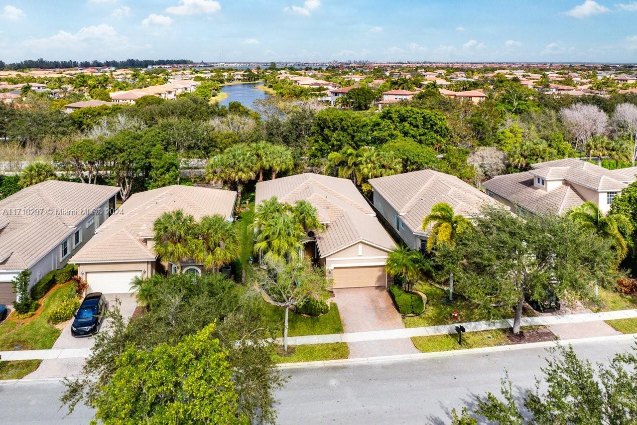 12451 NW 78th Mnr