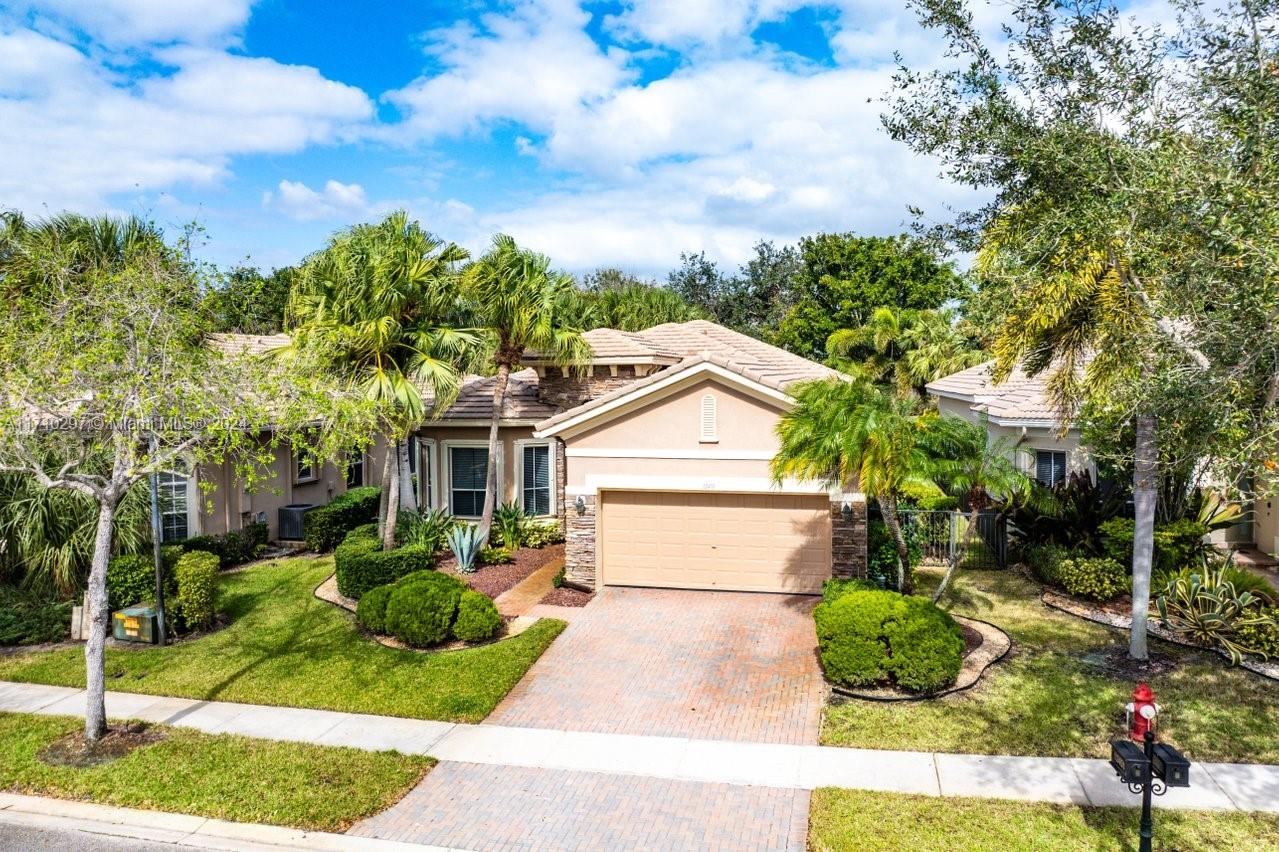 12451 NW 78th Mnr