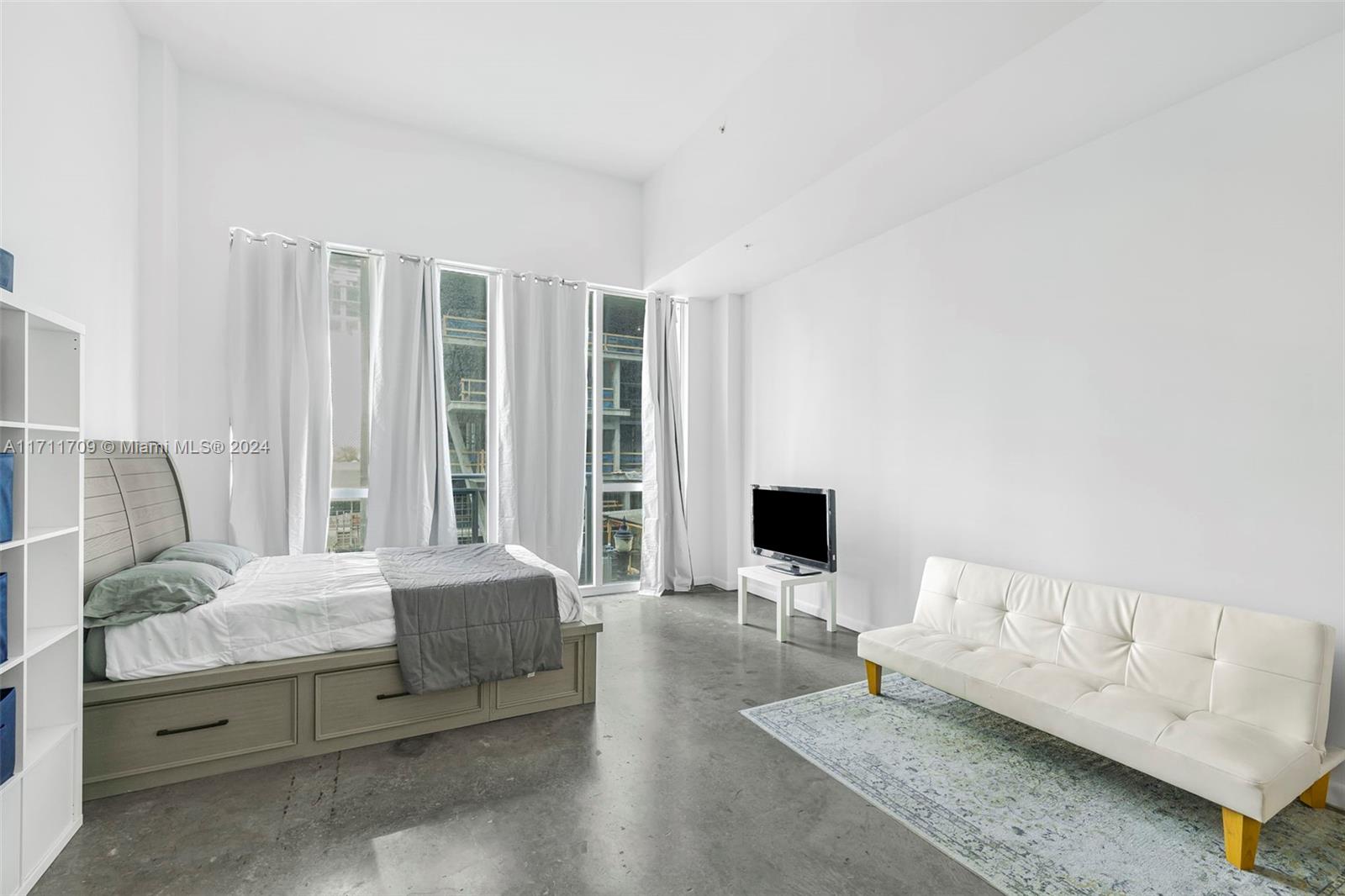 244 Biscayne Blvd # 241