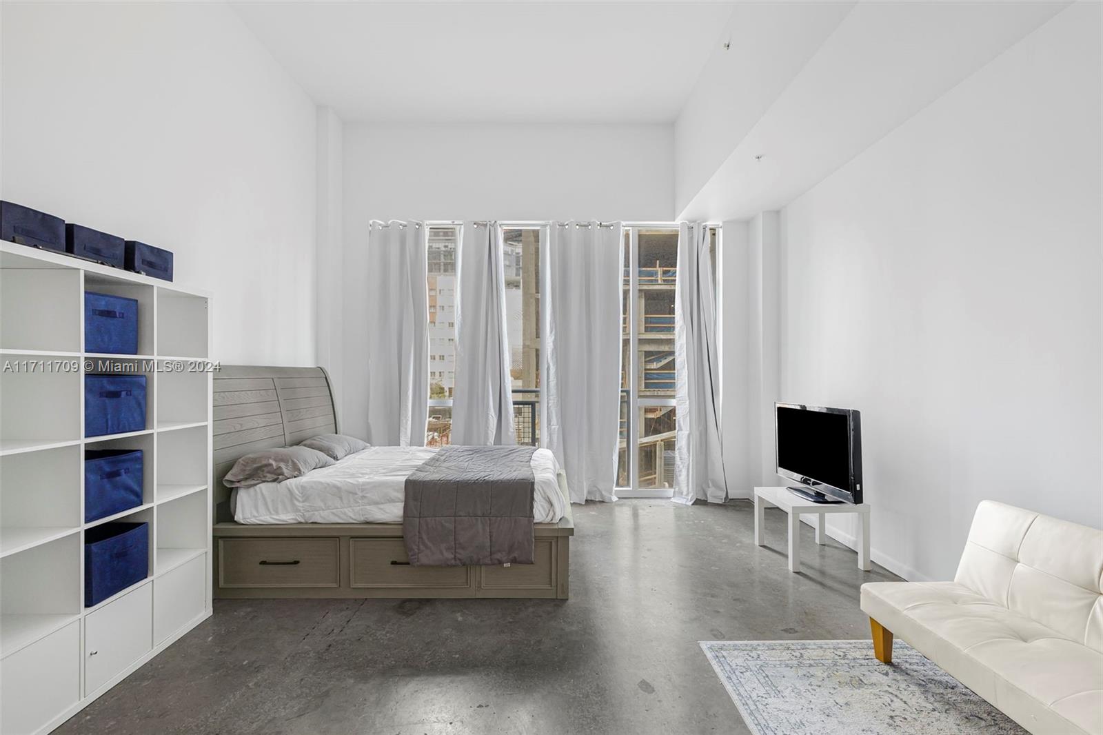 244 Biscayne Blvd # 241