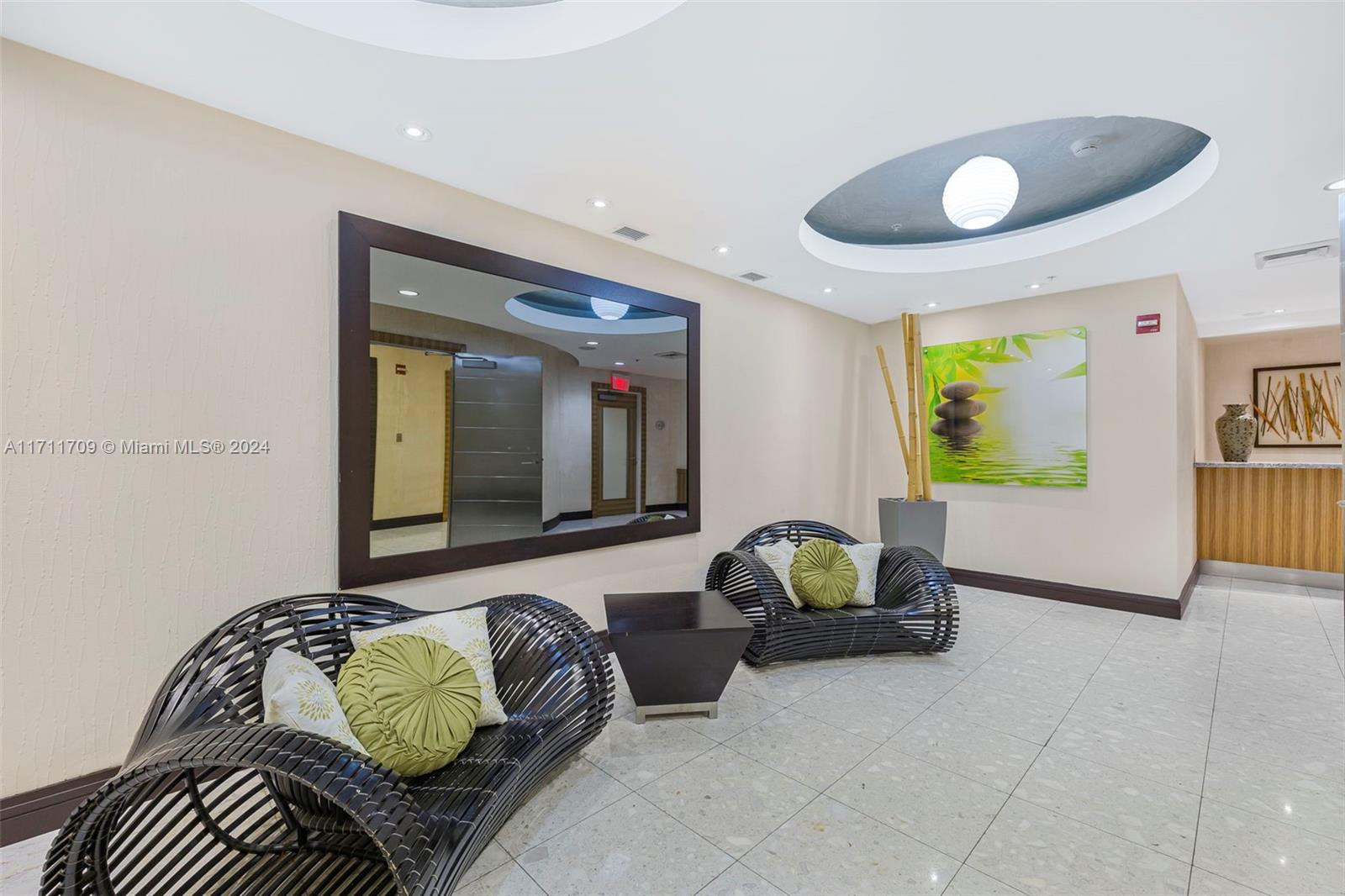 244 Biscayne Blvd # 241