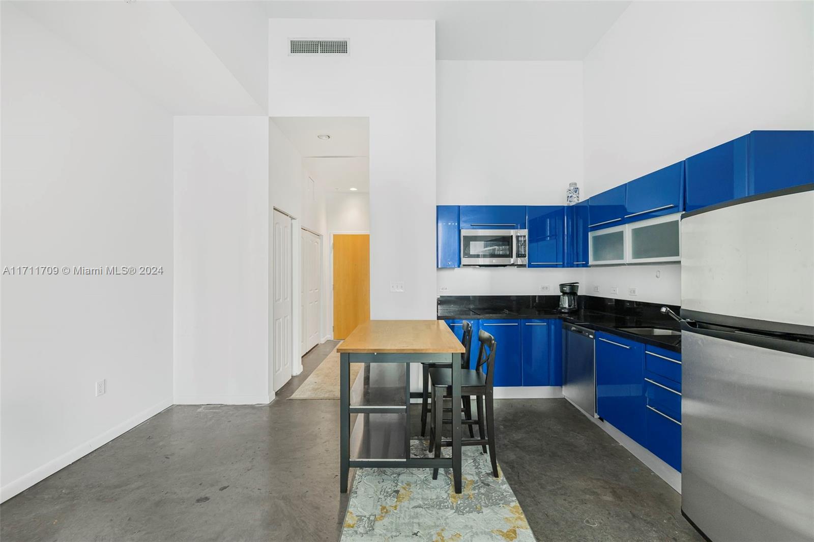 244 Biscayne Blvd # 241