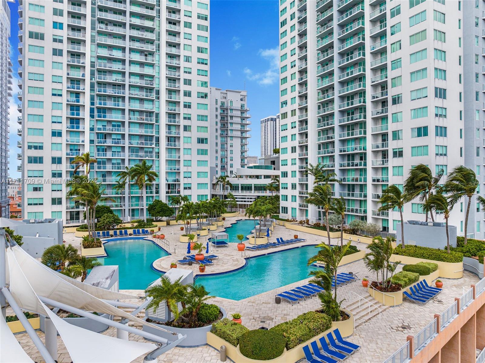 244 Biscayne Blvd # 241