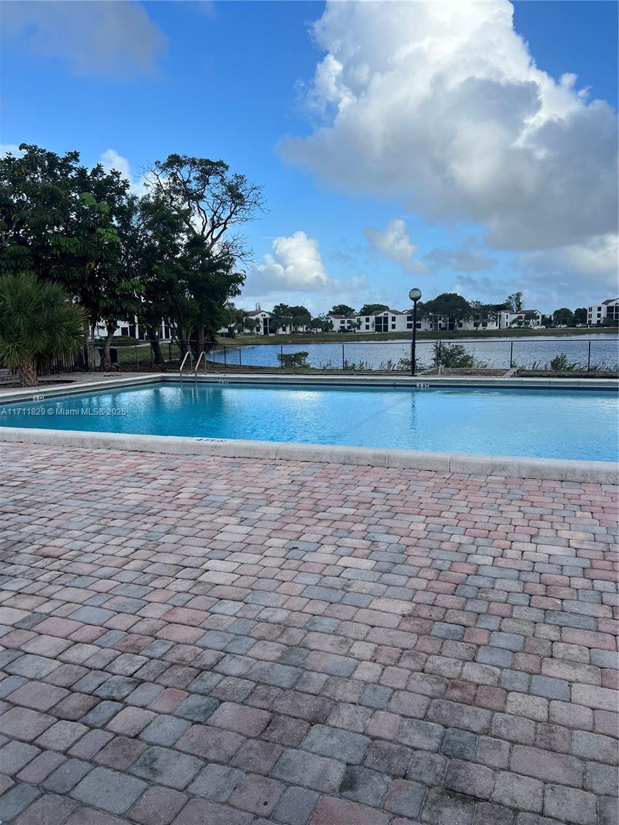 202 Lake Pointe Dr # 107