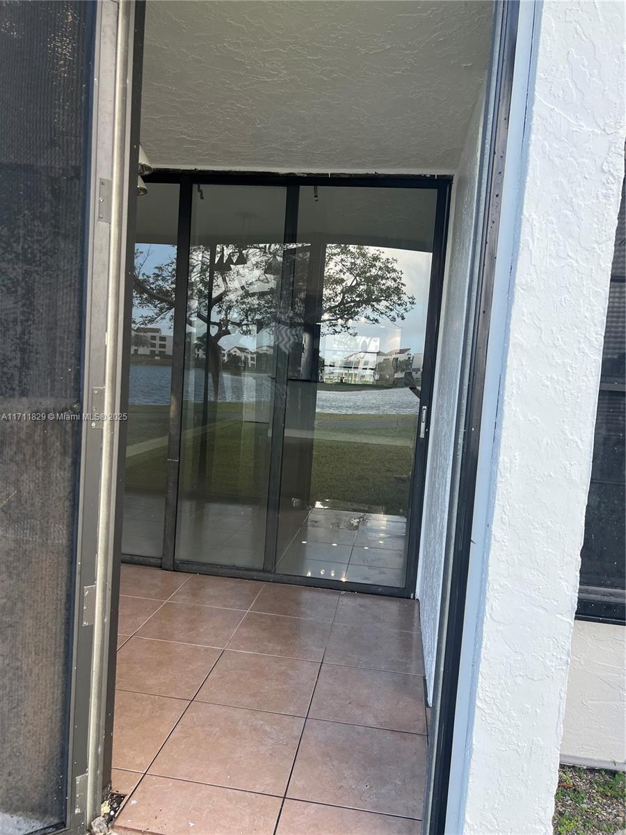 202 Lake Pointe Dr # 107