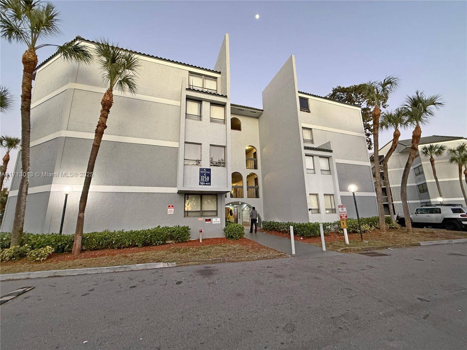 1750 N Congress Ave # 311