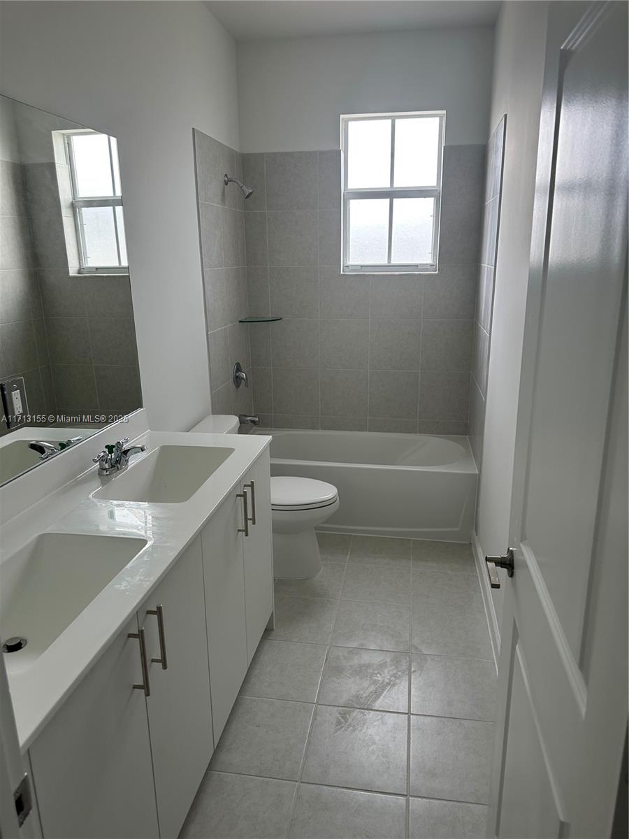 2430 SE 24 DR # 2430
