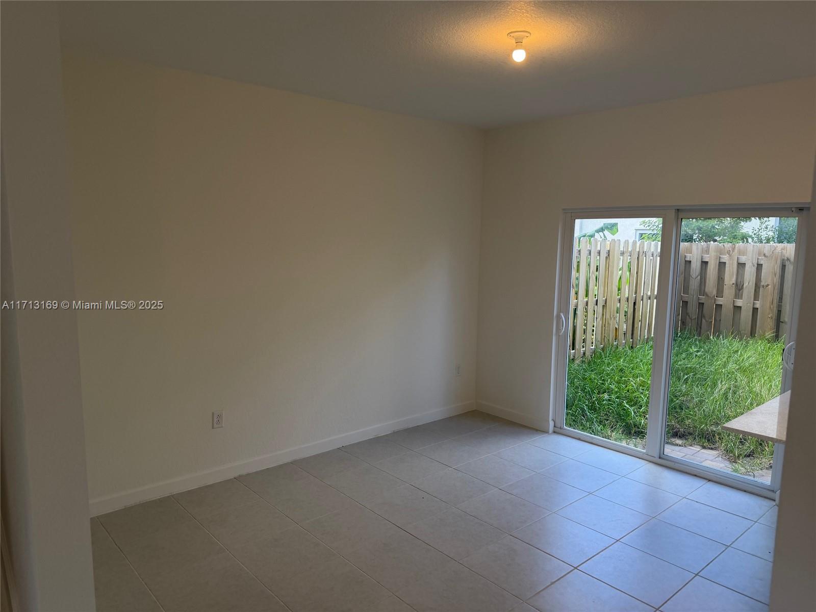 2876 SE 25 AVE # 2876