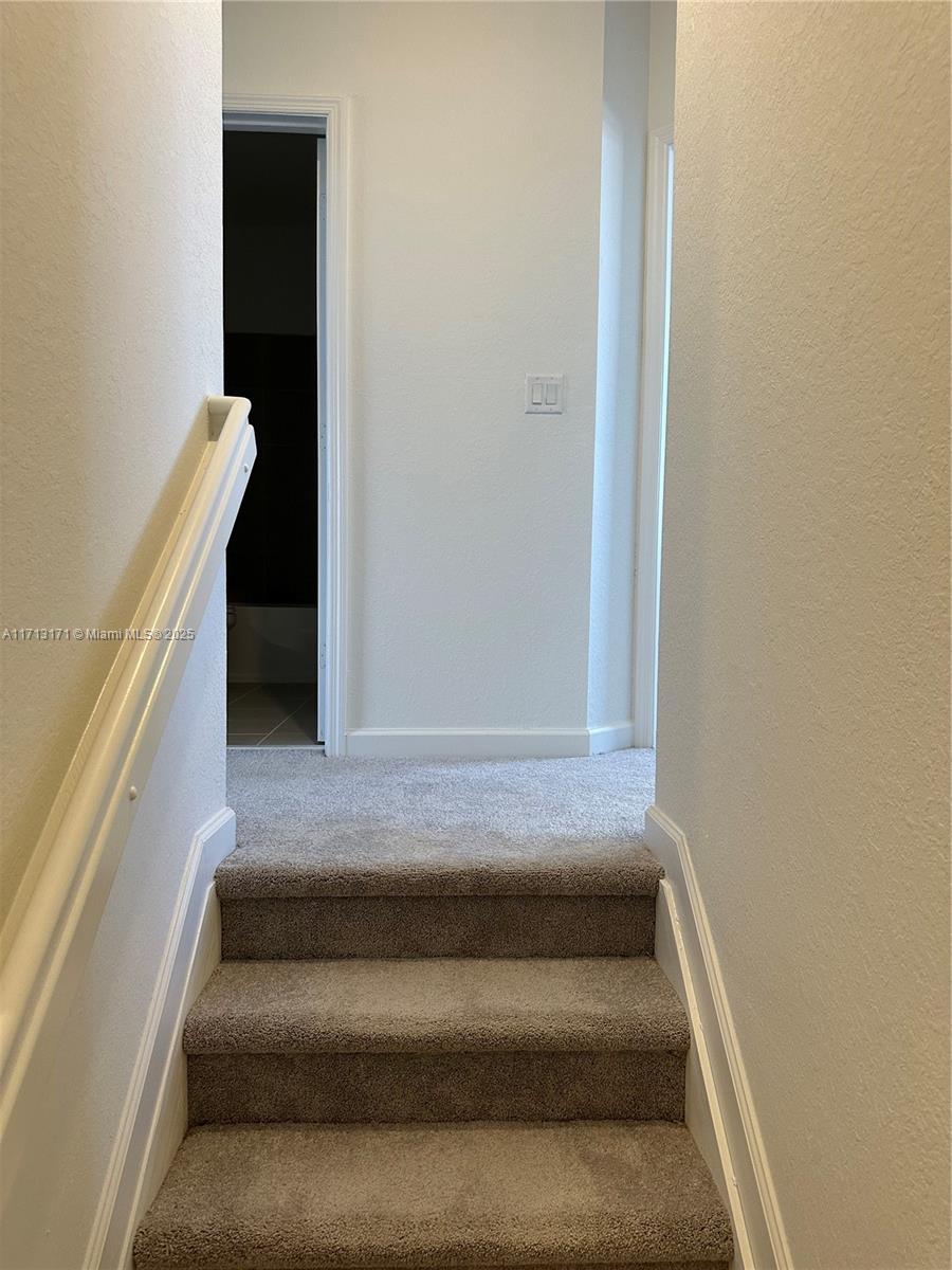2518 SE 29 ST # 2518