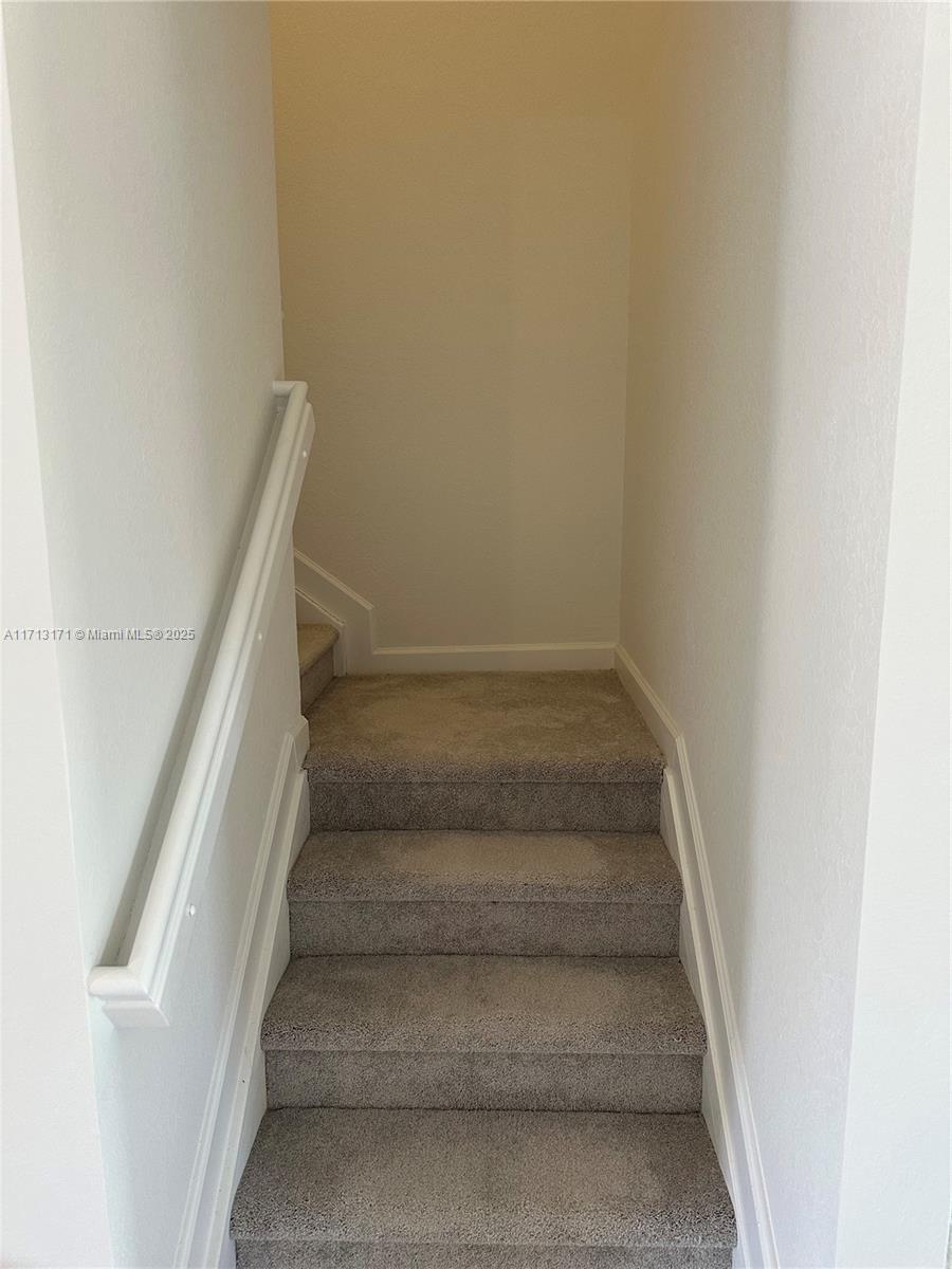 2518 SE 29 ST # 2518