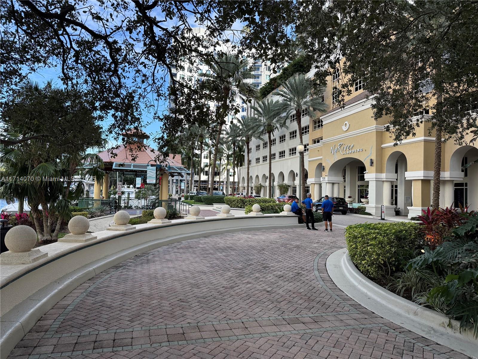 511 SE 5th Ave # 718