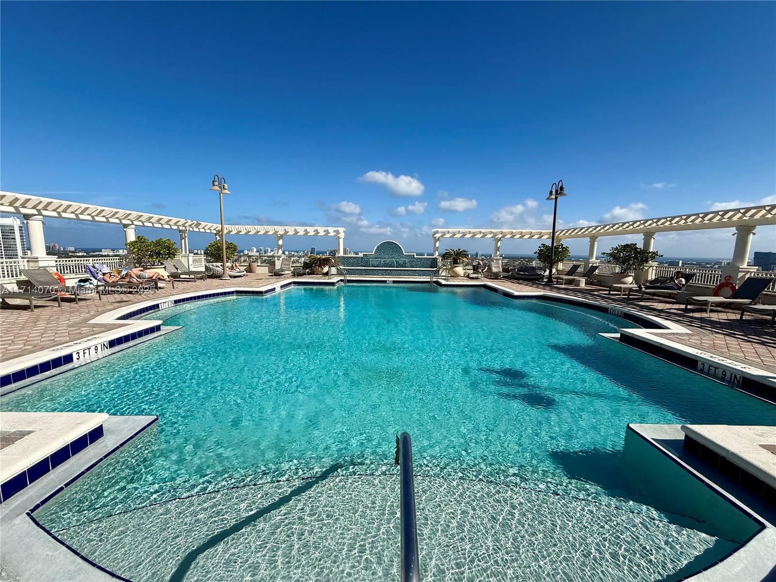 511 SE 5th Ave # 718