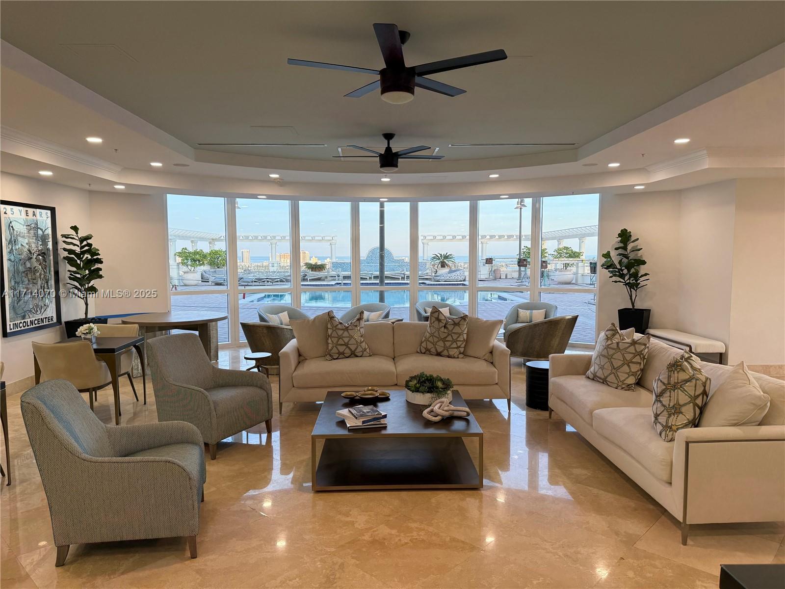 511 SE 5th Ave # 718