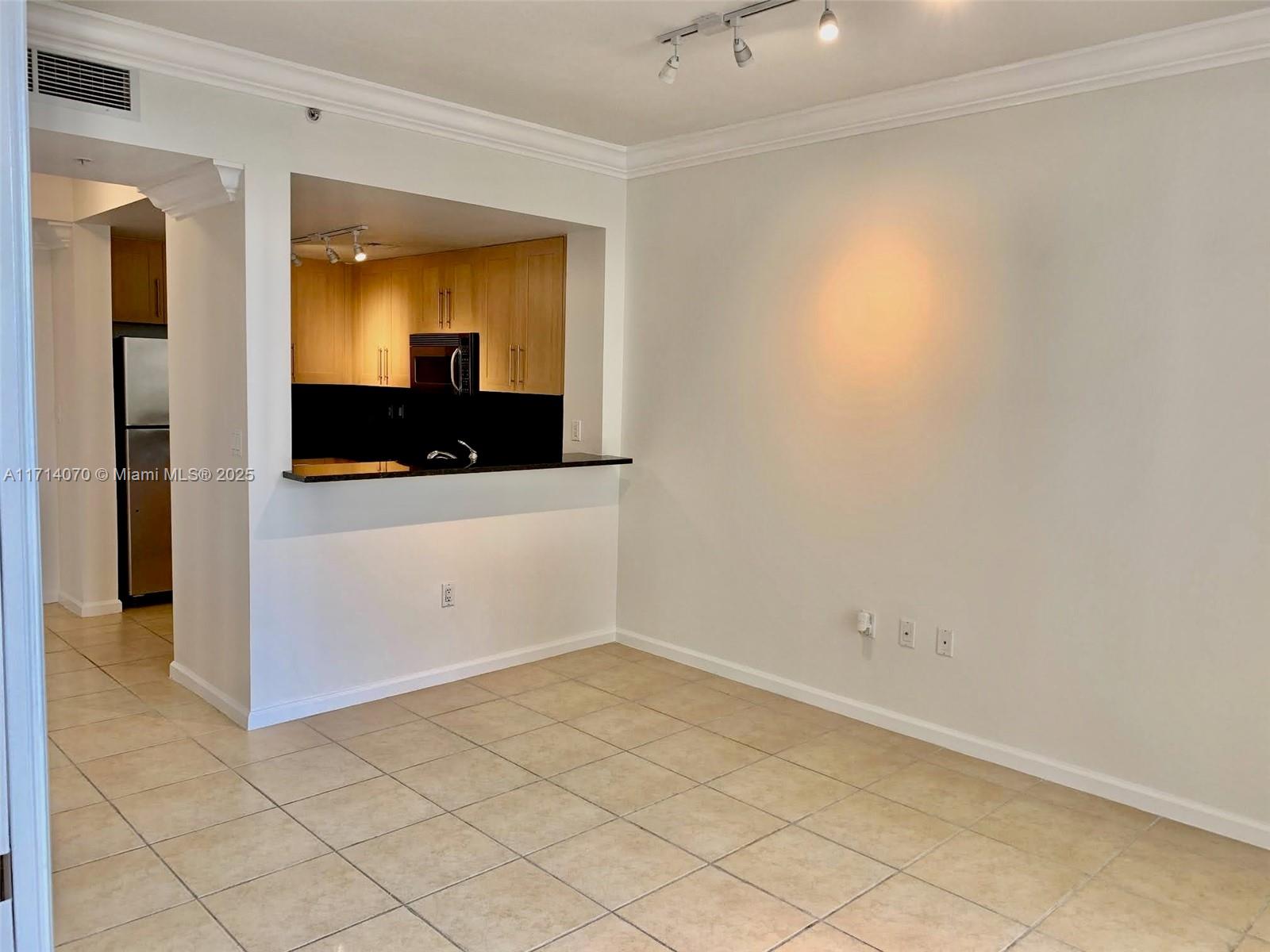 511 SE 5th Ave # 718