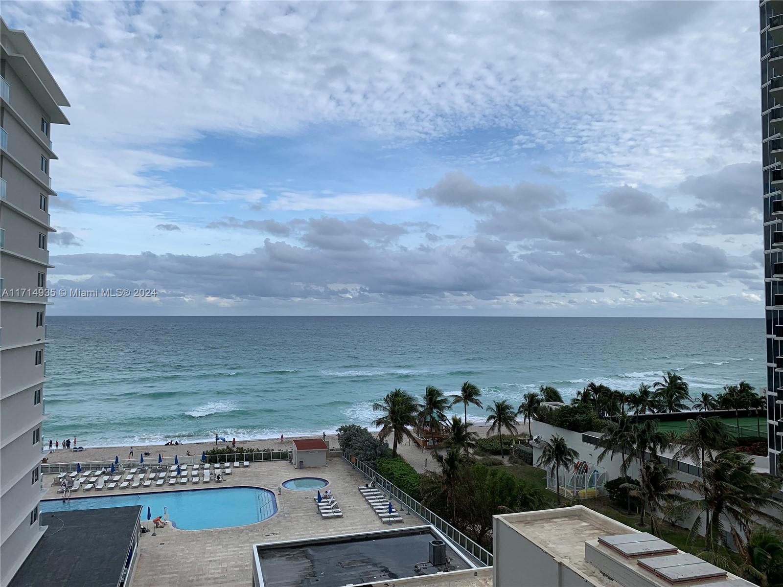 19201 Collins Ave # 647