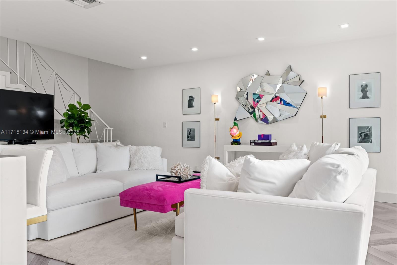 7 Coventry Way # 7