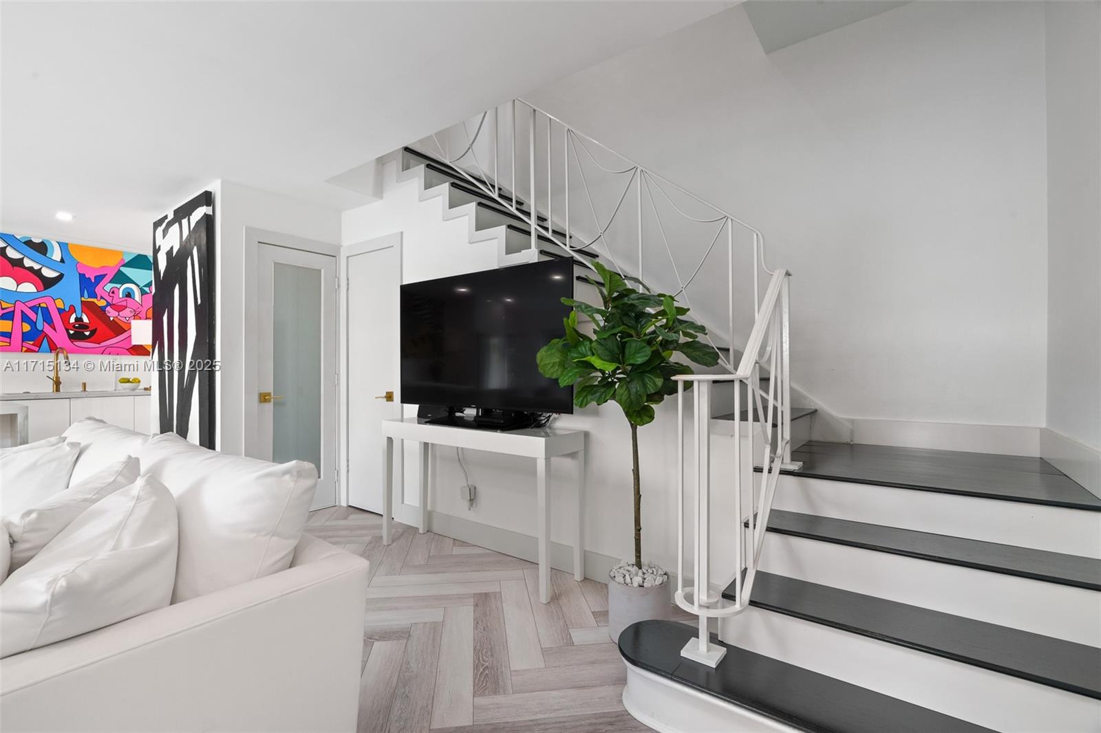 7 Coventry Way # 7