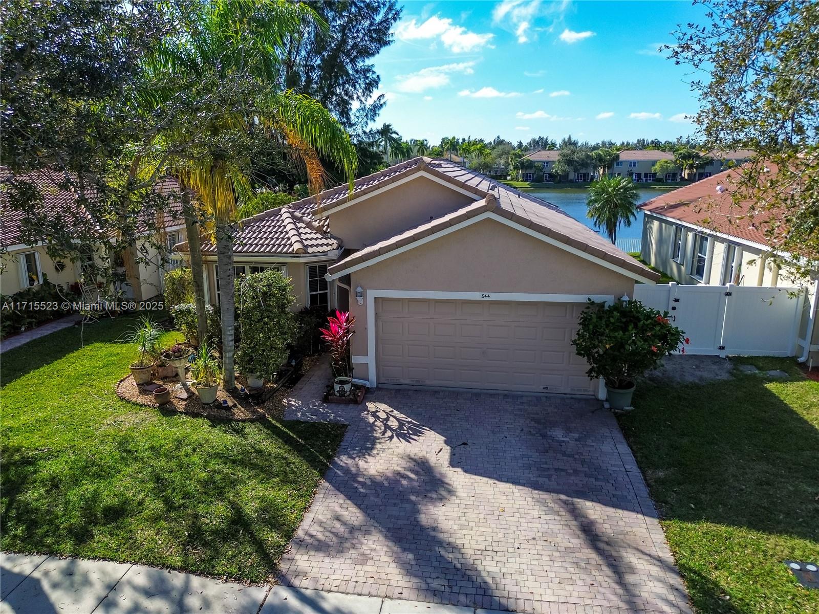 844 SW 121st Ave