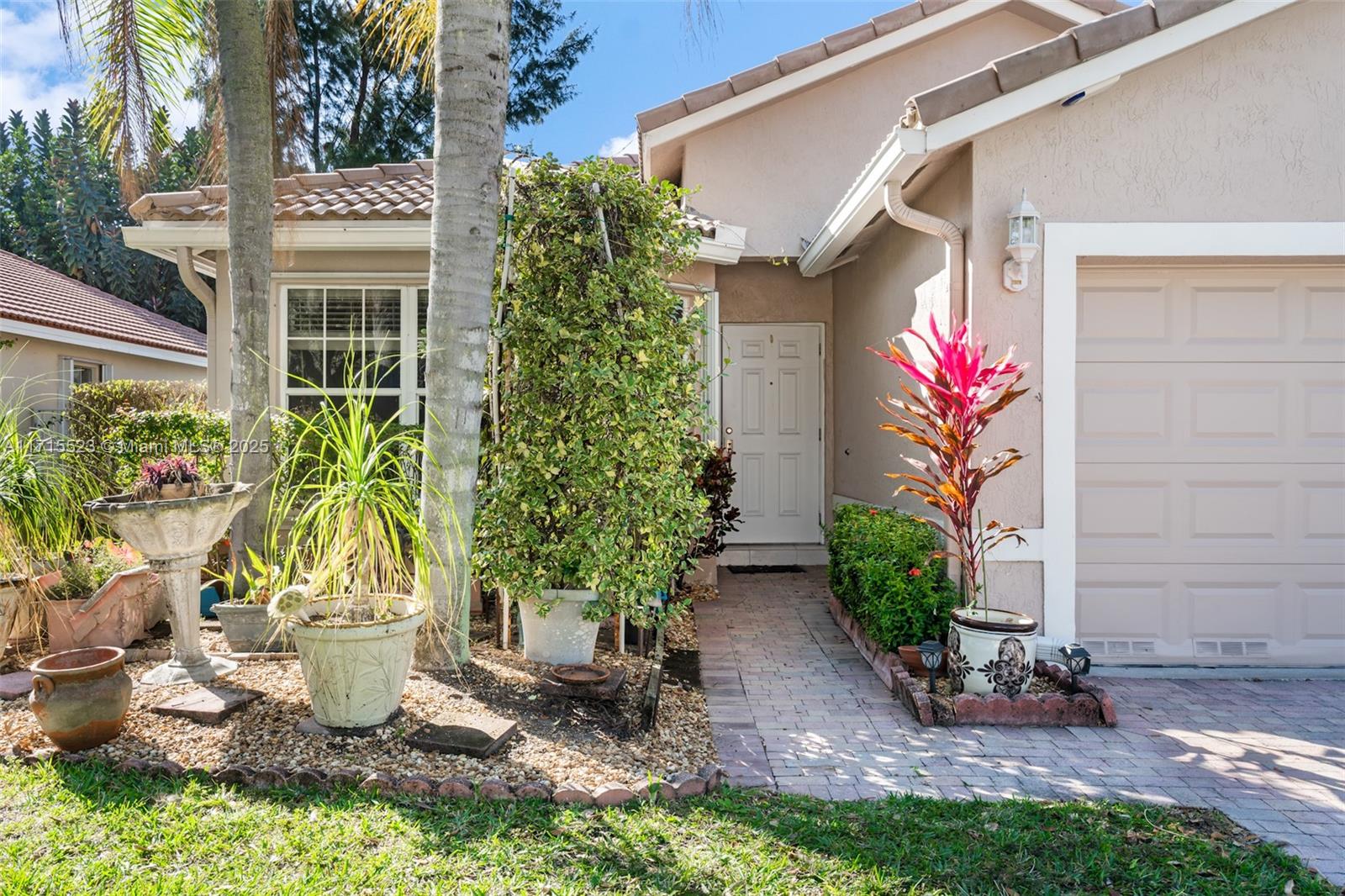 844 SW 121st Ave