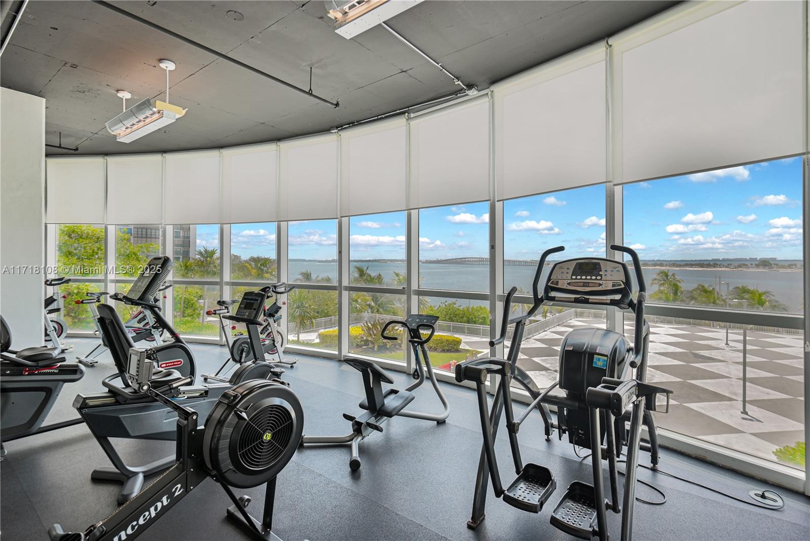 2101 Brickell Ave # 301