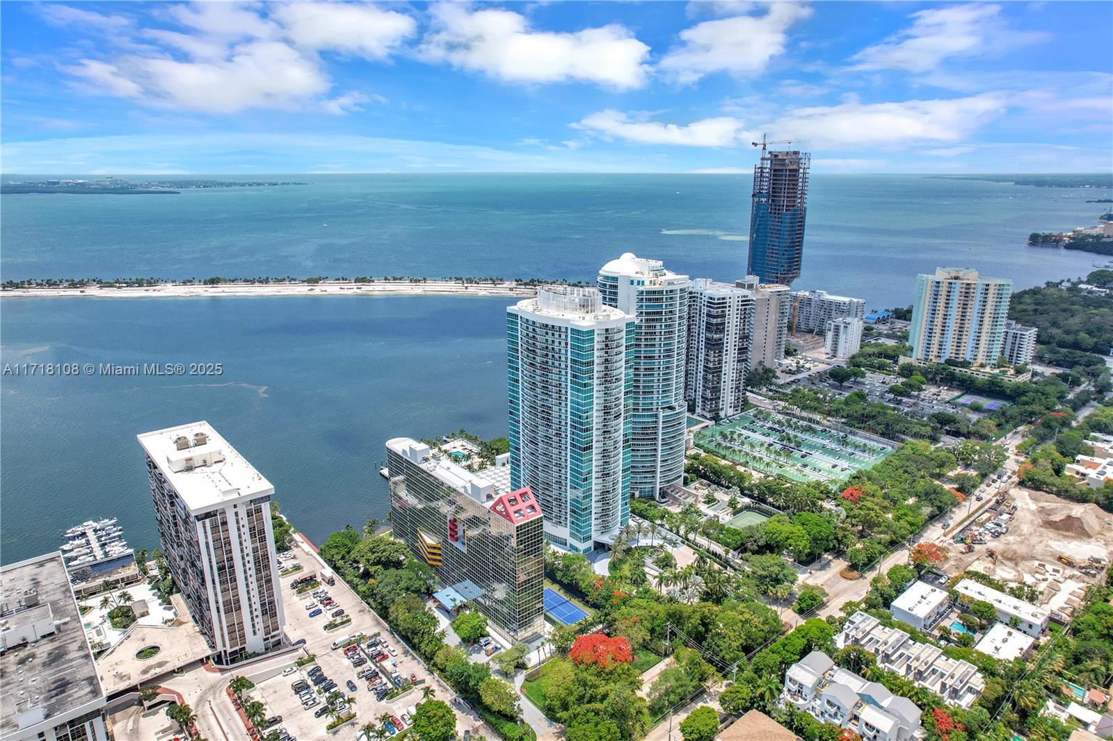 2101 Brickell Ave # 301