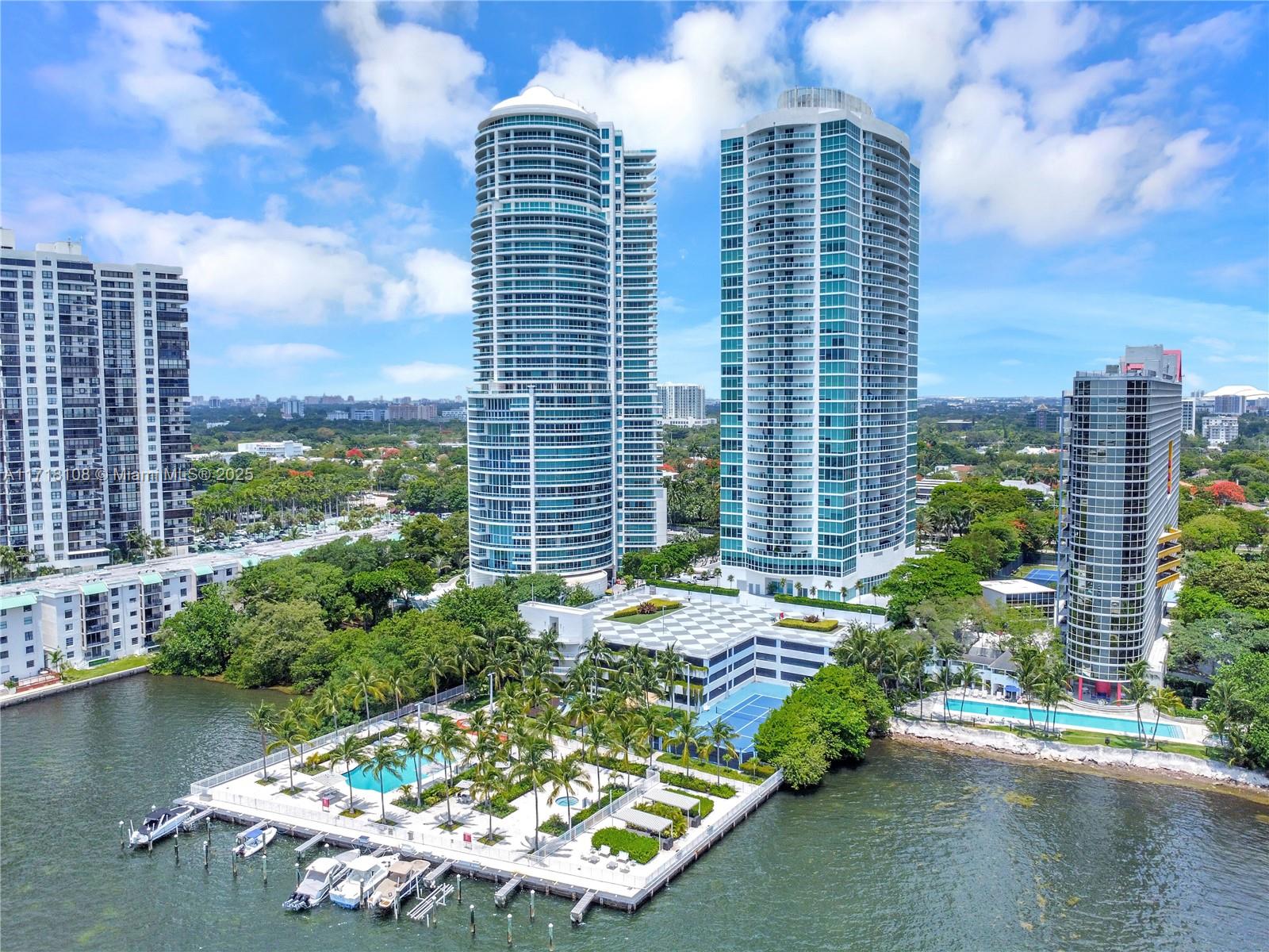 2101 Brickell Ave # 301