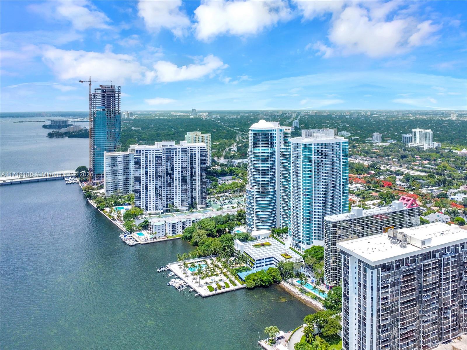 2101 Brickell Ave # 301