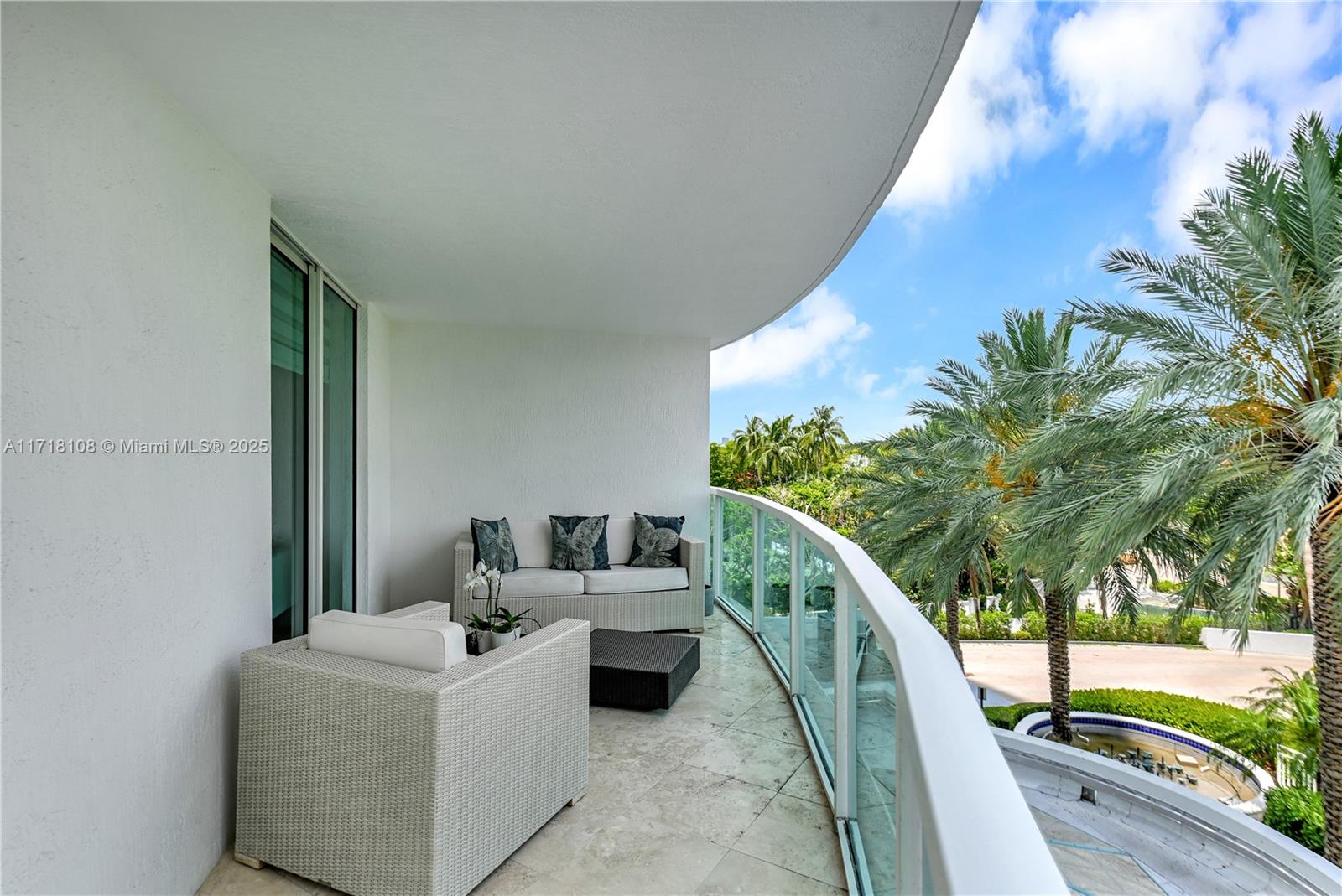 2101 Brickell Ave # 301