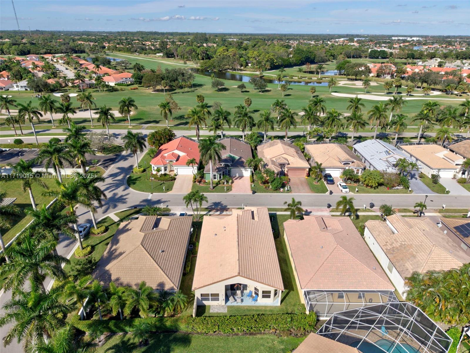 6330 Harbour Oak Dr