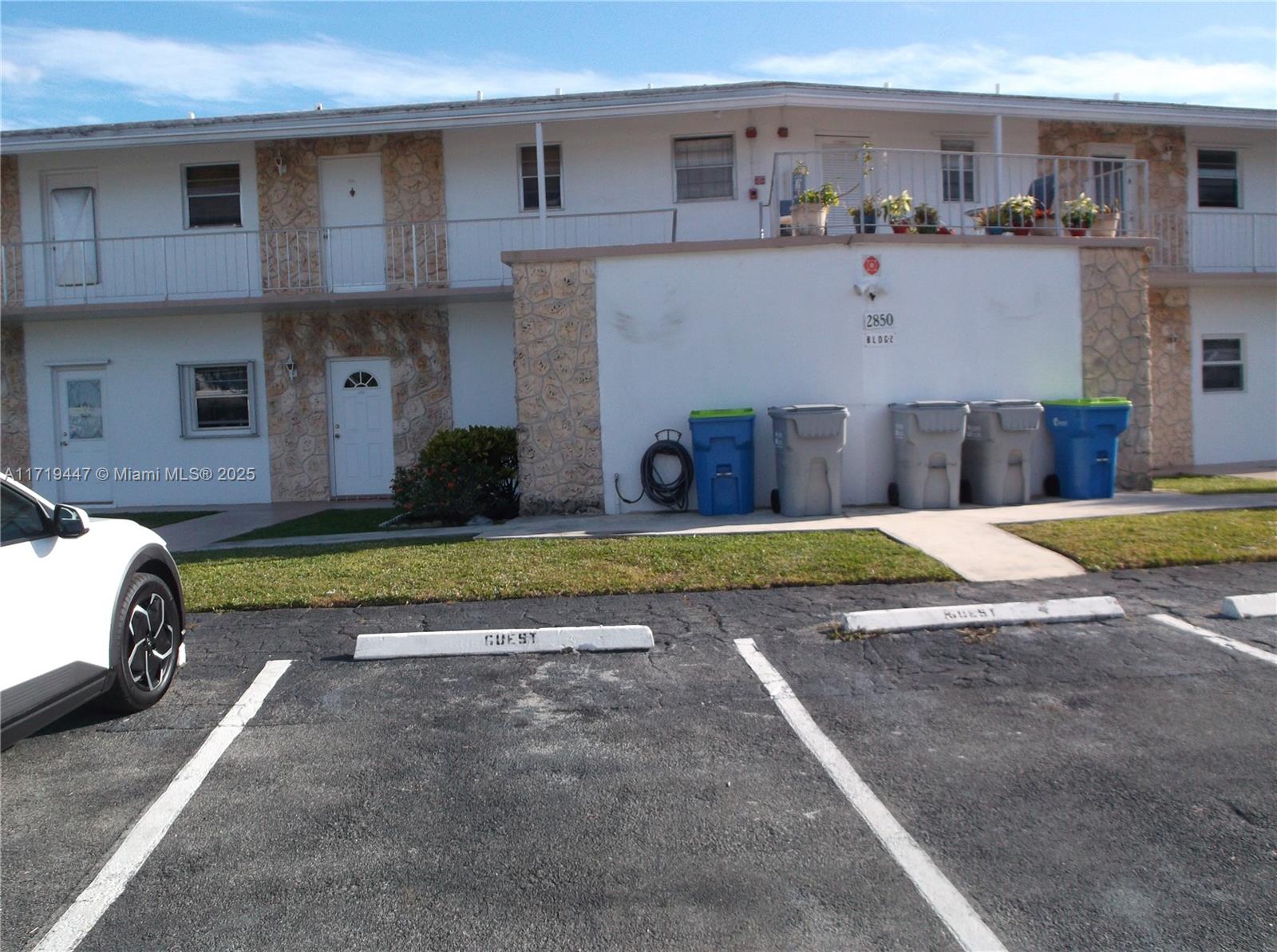 2850 W Golf Blvd # 215