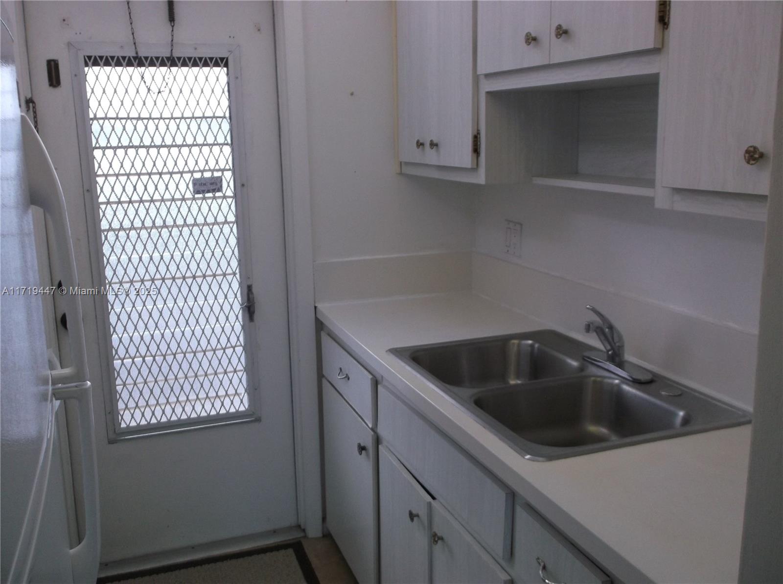 2850 W Golf Blvd # 215