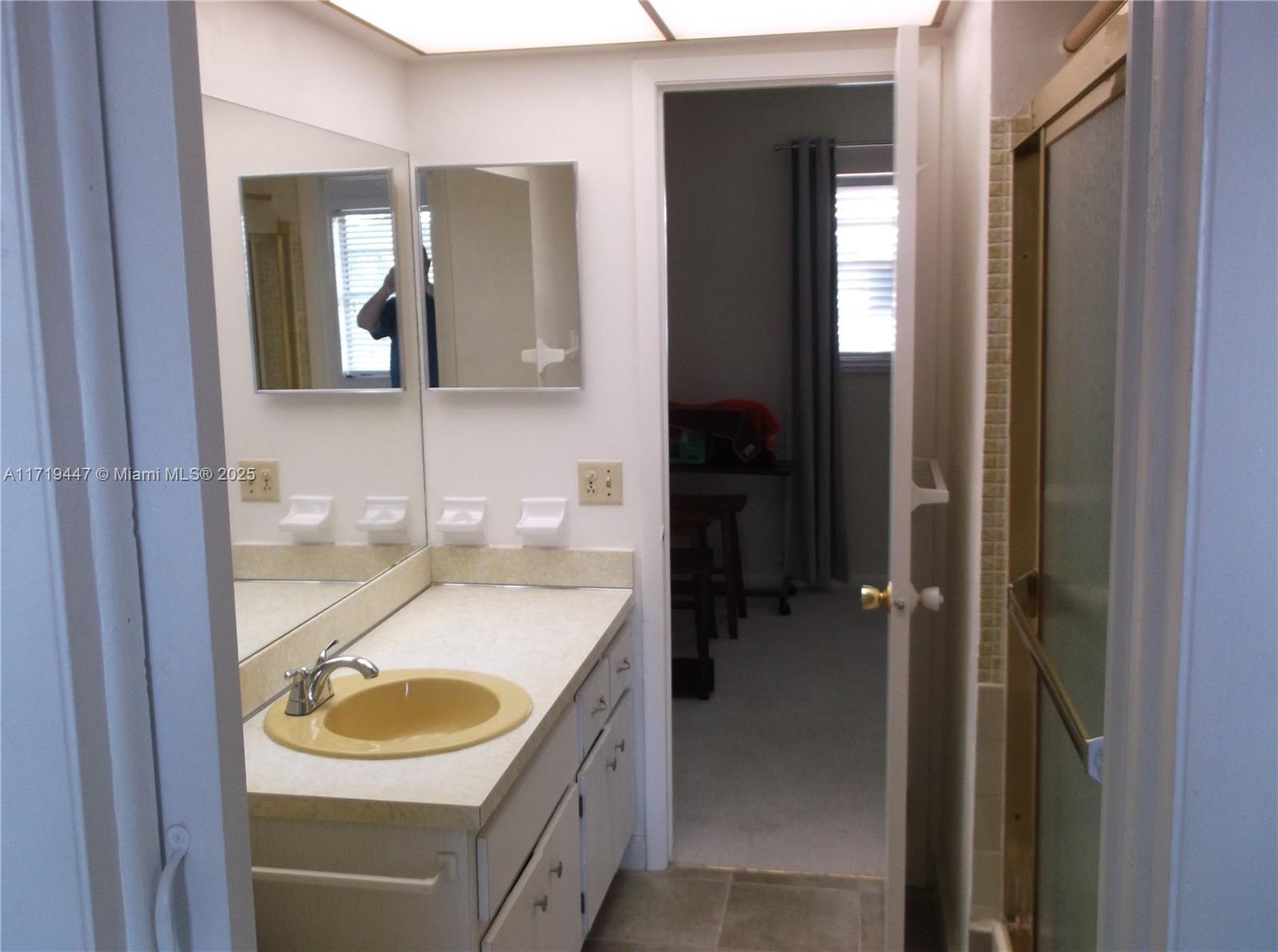 2850 W Golf Blvd # 215