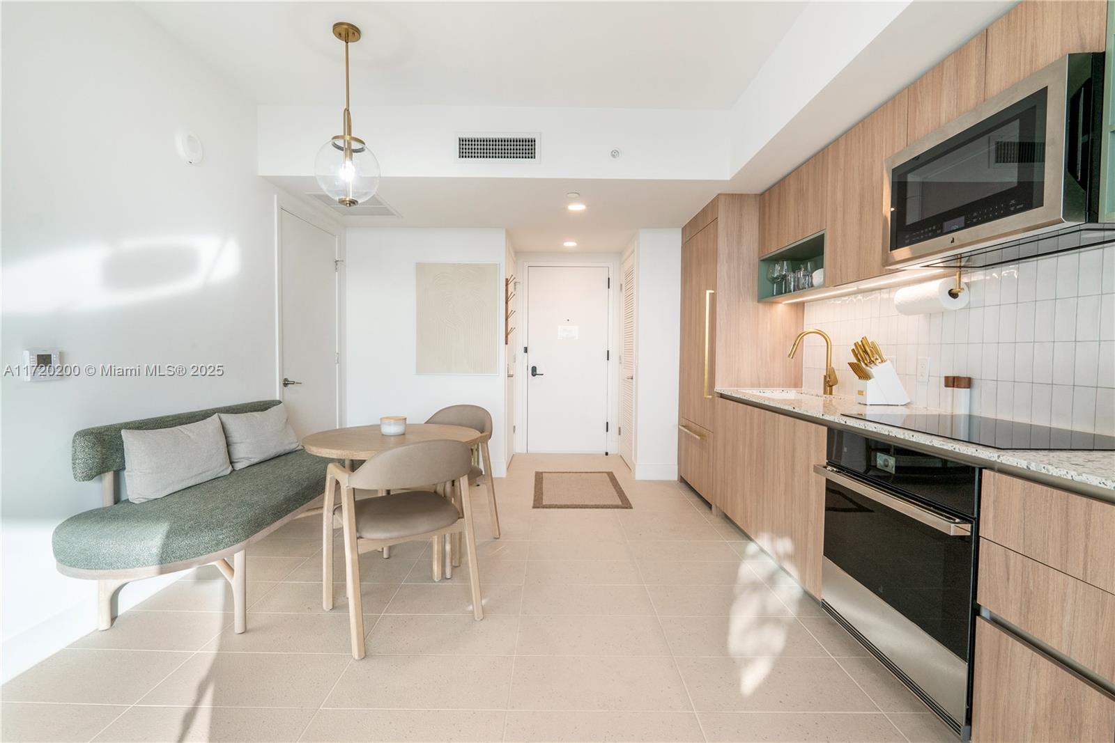 601 NE 1 AVE # 3604