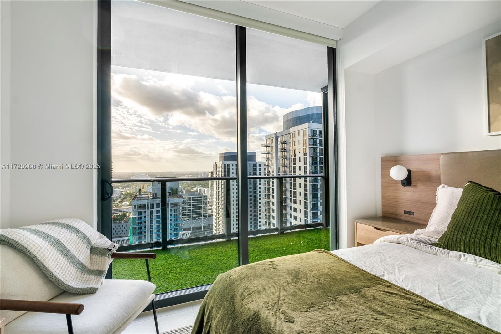 601 NE 1 AVE # 3604