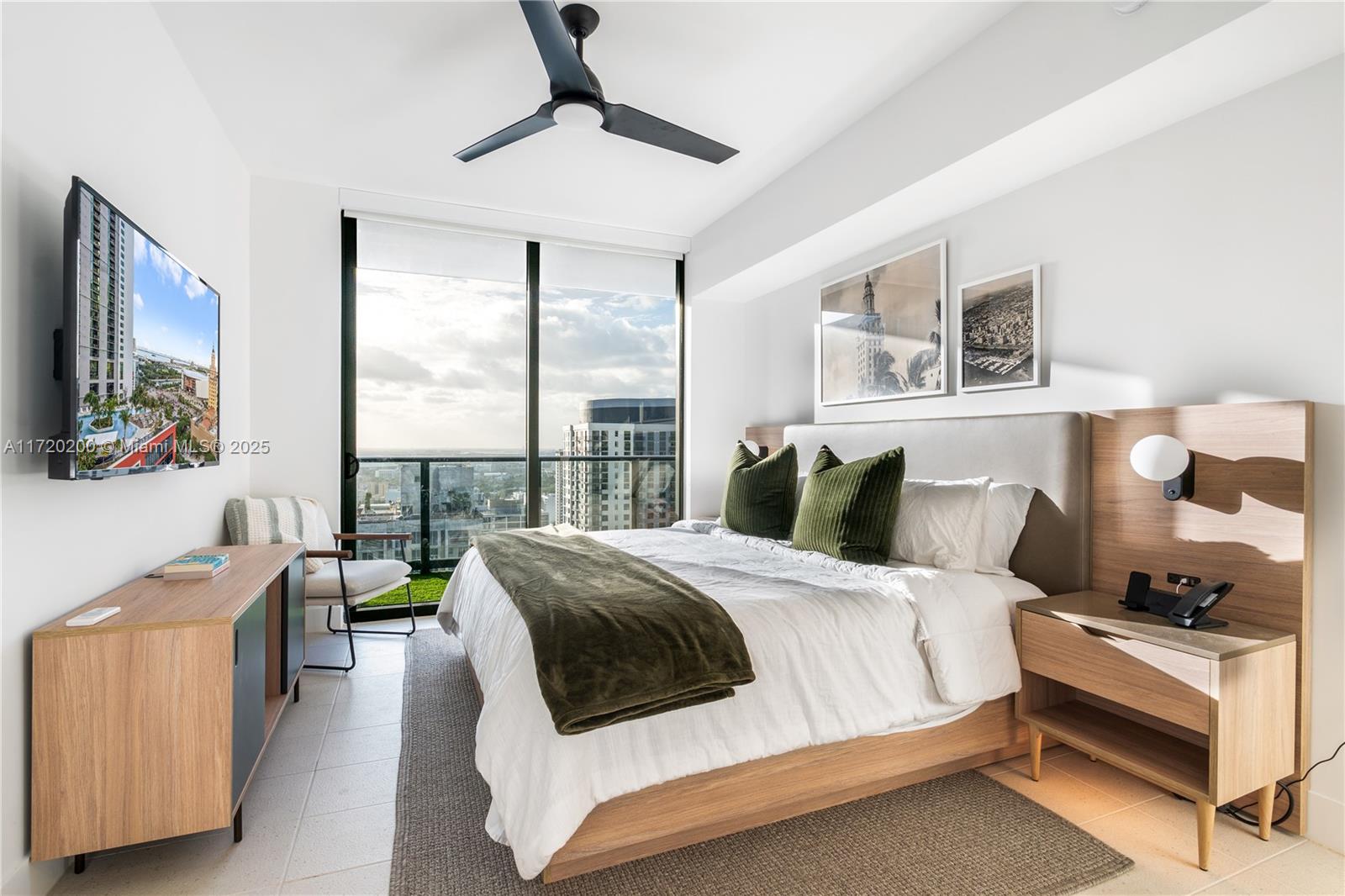 601 NE 1 AVE # 3604